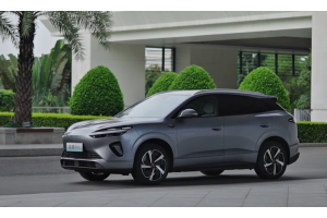 BYD Seal 06 Launches with DM-i & EV Variants: Key Specs, Pricing & Competitive Edge