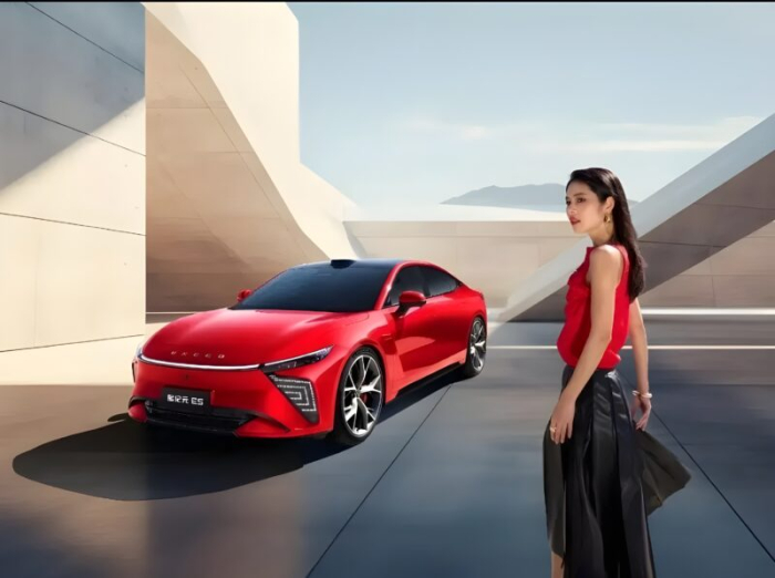 Chery Launches 2025 Exeed Exlantix ES: A Game-Changing Electric Sedan with 710km Range