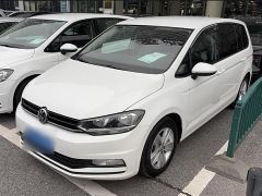 Volkswagen Touran White 2019