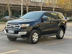 Ford Everest Black 2017