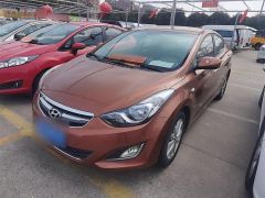 Hyundai Elantra Yellow 2014