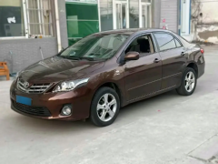 Toyota Corolla Brown 2012