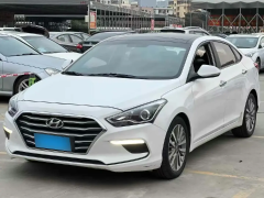 Hyundai Mistra White 2017