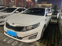 Kia K5 White 2014