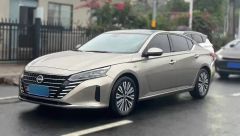 Nissan Teana White 2022