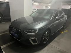 Audi A4L Gray 2022