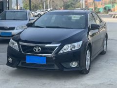 Toyota Camry Black 2012