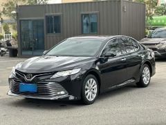 Toyota Camry Black 2019