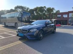 Benz E Class Black 2009