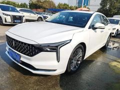 Bestune B70 White 2023