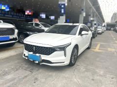 Bestune B70 White 2022