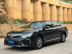 Toyota Camry Black 2016