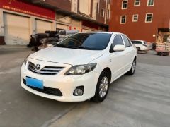 Toyota Corolla White 2013