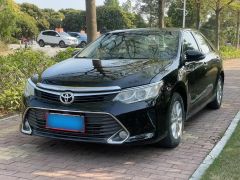 Toyota Camry Black 2015