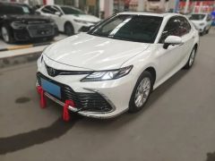 Toyota Camry White 2021
