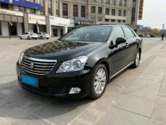 Toyota Crown Black 2012