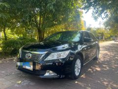 Toyota Camry Black 2010