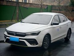 Roewe i5 White 2021