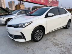 Toyota Corolla White 2017