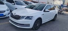 Skoda Octavia White 2018