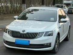 Skoda Octavia White 2020