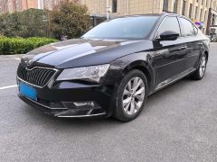 Skoda Superb Black 2018