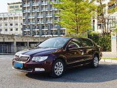 Skoda Superb Brown 2012