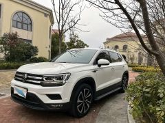 Volkswagen Tharu White 2021