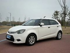 Suzuki Swift White 2013