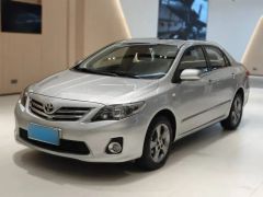 Toyota Corolla Silver 2013
