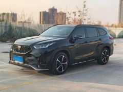 Toyota Crown Kluger Black 2021