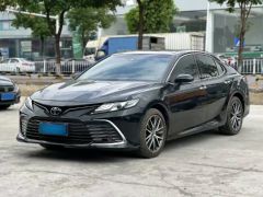 Toyota Camry Black 2021