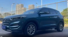 Hyundai Tucson Gray 2015