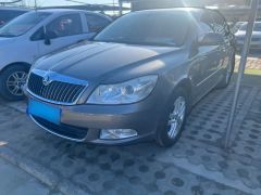 Skoda Octavia Gray 2012