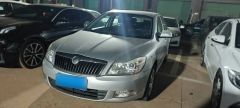 Skoda Octavia White 2014