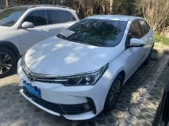 Toyota Corolla White 2018