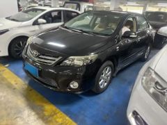 Toyota Corolla Black 2013
