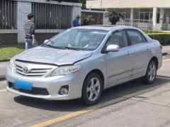 Toyota Corolla Silver 2011