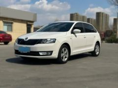 Skoda Rapid Spaceback White 2016