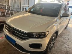 Volkswagen T-Roc White 2022
