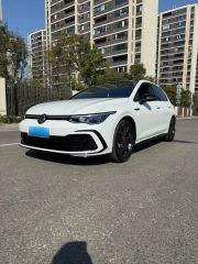 Volkswagen Golf White 2023