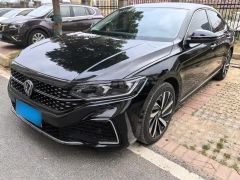Volkswagen Passat Black 2022