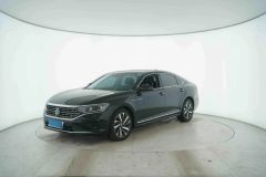 Volkswagen Passat Black 2022