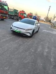 BYD Han White 2024