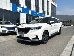 Kia Carnival White 2021