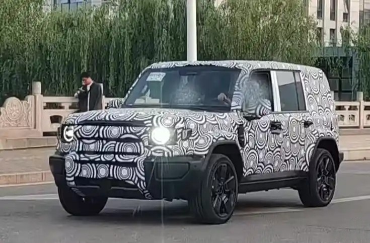 iCAR V27 Spy Photos and Full Specs Revealed