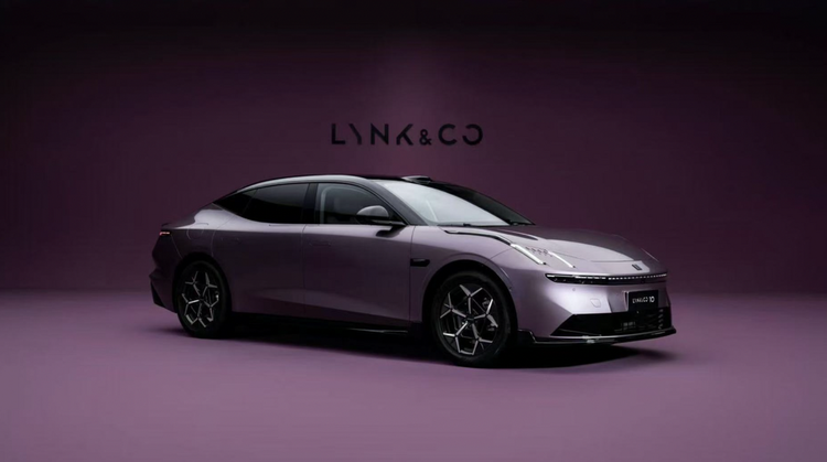 Lynk & Co 10 EM-P 2025 PHEV Sedan