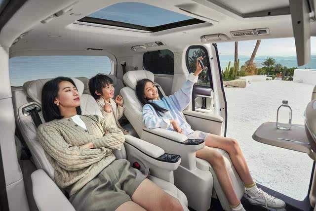 Top 5 Chinese 200,000 RMB New Energy MPVs 2024 | Family & Business Models